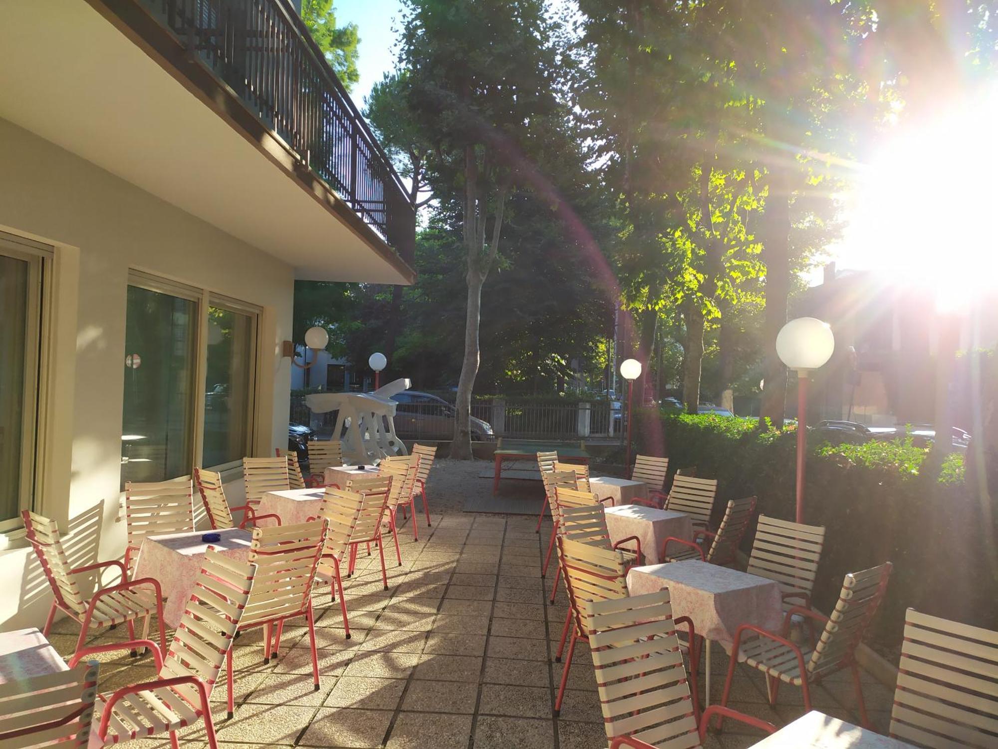 Hotel Irene Riccione Exterior photo